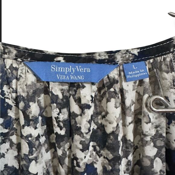 Beautiful blue grey black Vera Wang flowy floral long sleeve top with tie size L - Picture 6 of 7